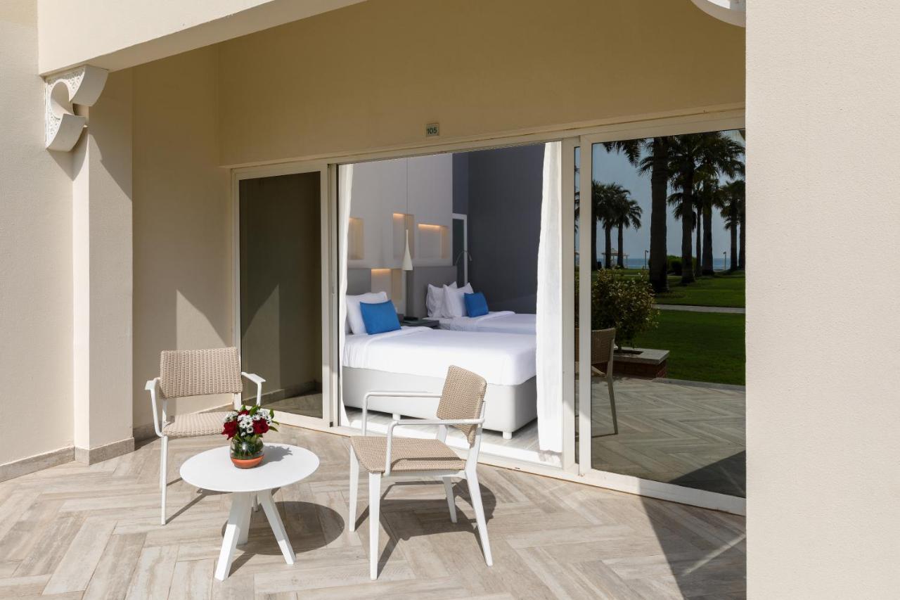 Sealine Beach, A Murwab Resort Mesaieed Luaran gambar A room at the hotel
