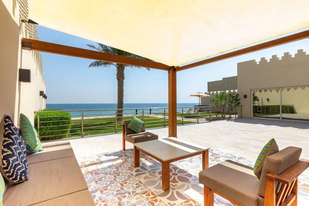 Sealine Beach, A Murwab Resort Mesaieed Luaran gambar The beach at the hotel