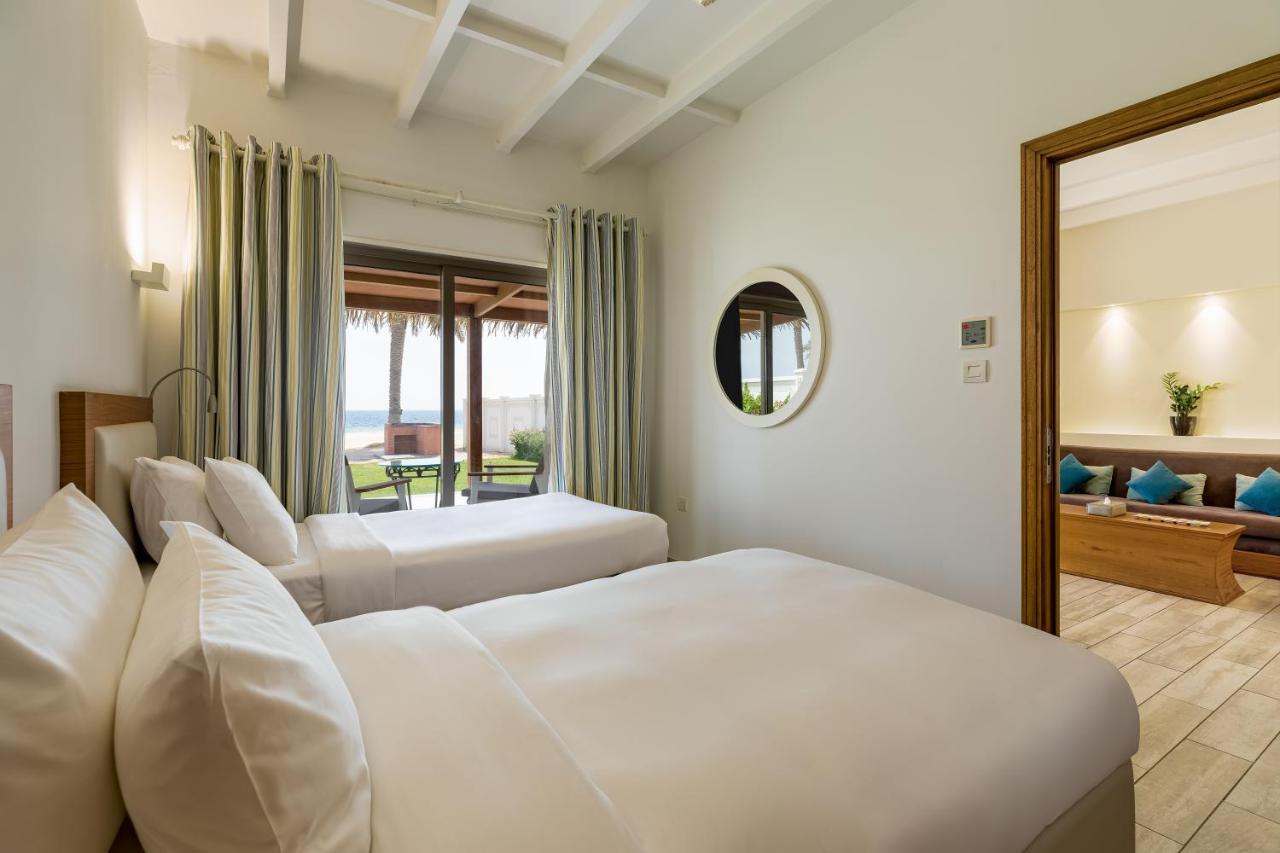 Sealine Beach, A Murwab Resort Mesaieed Luaran gambar A bedroom at the resort