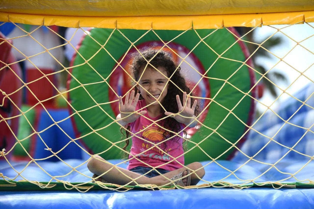 Sealine Beach, A Murwab Resort Mesaieed Luaran gambar A child playing at the Children's Museum of Oak Ridge